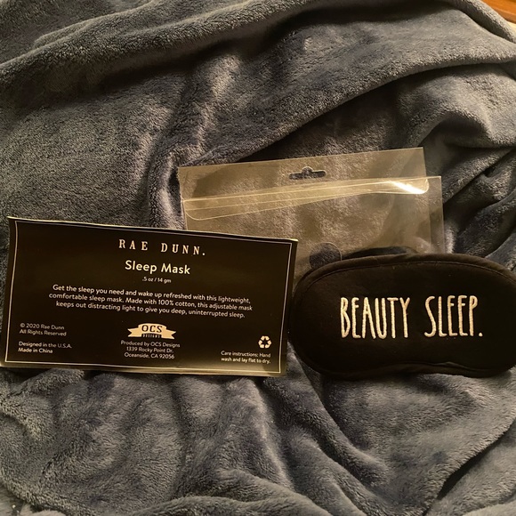 New in pkg. Rae Dunn sleep mask, cute & lightweight
